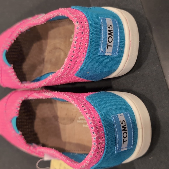 Toms barbie pink mesh like slip one new with tags sz 3.5 - Picture 6 of 7